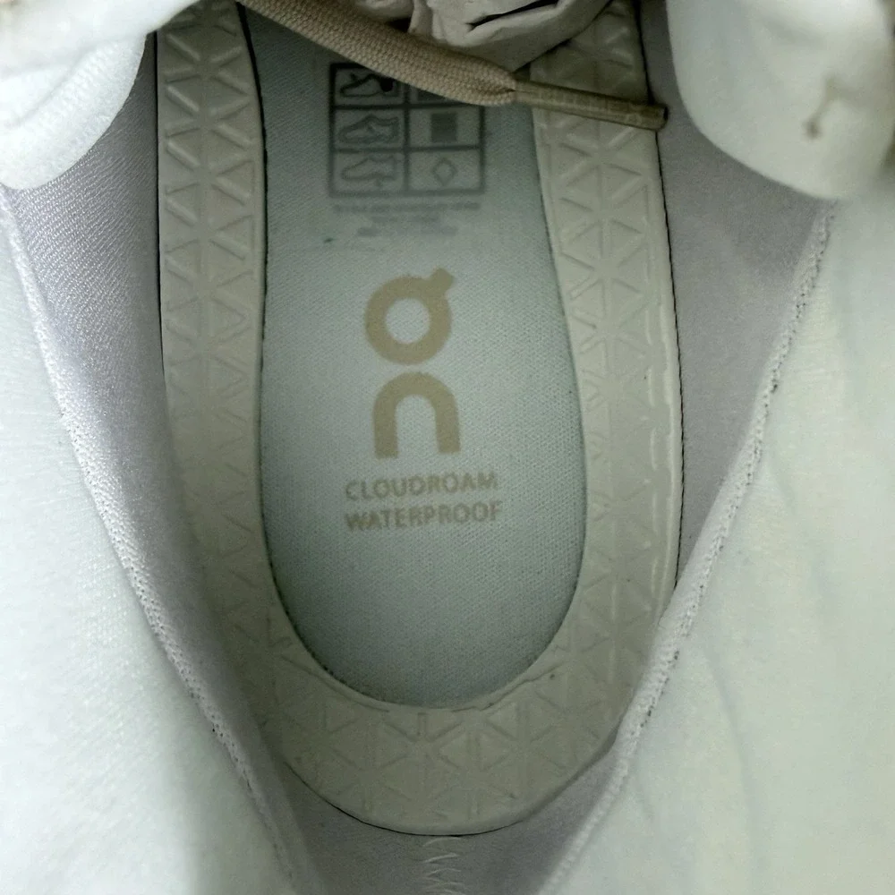 On Cloudroam Womens 10.5 Mid Boot Waterproof White Ice Limelight Green Shoes